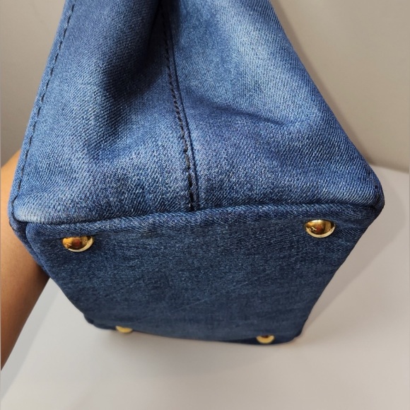 PRADA DENIM Canapa bag with shoulder strap! Like new! COA included/Posh authen! - Picture 6 of 10
